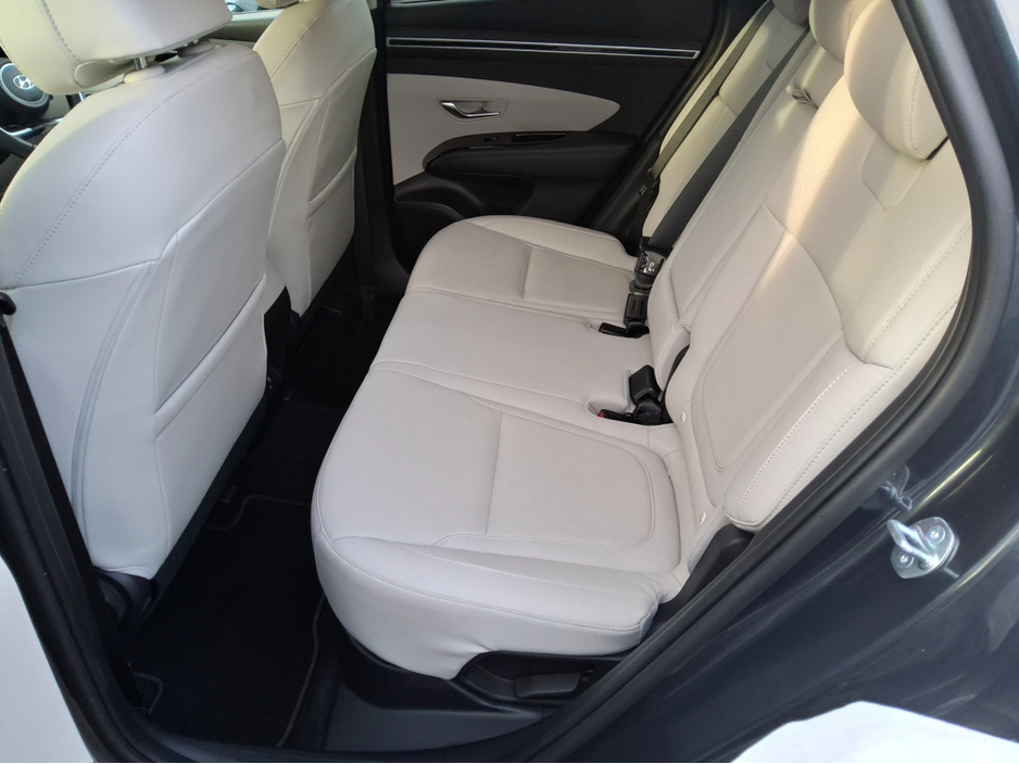 2023 Hyundai Tucson - image 11
