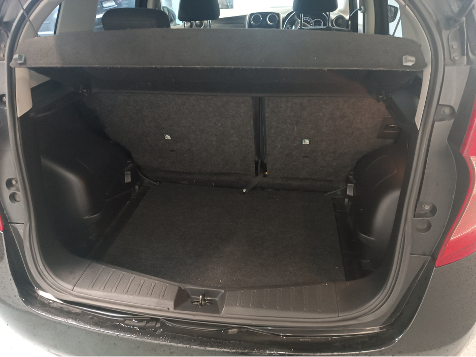 2016 Nissan Note 1.2 SV E6 4DR €8,200