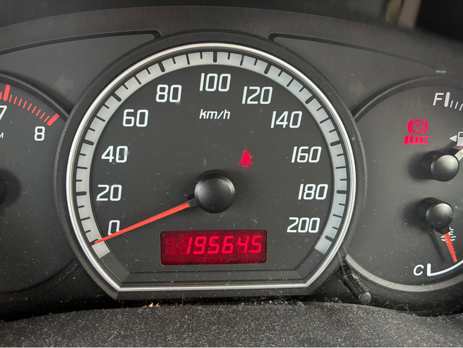 2007 Suzuki Swift - image 18