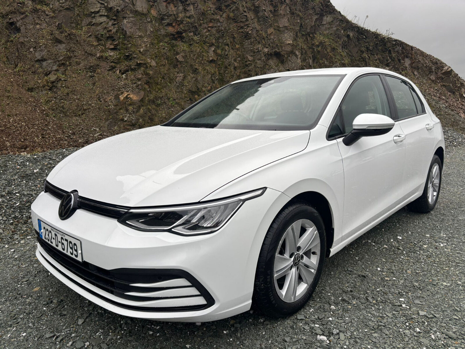 2023 Volkswagen Golf 1.0 eTSI 110HP Life DSG MHEV €25,950