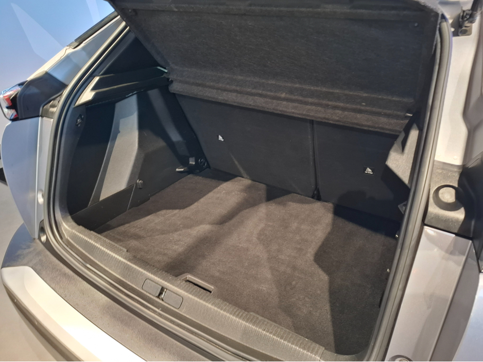 2023 Peugeot 2008 ALLURE 1.2 100 6.4 4DR €23,950