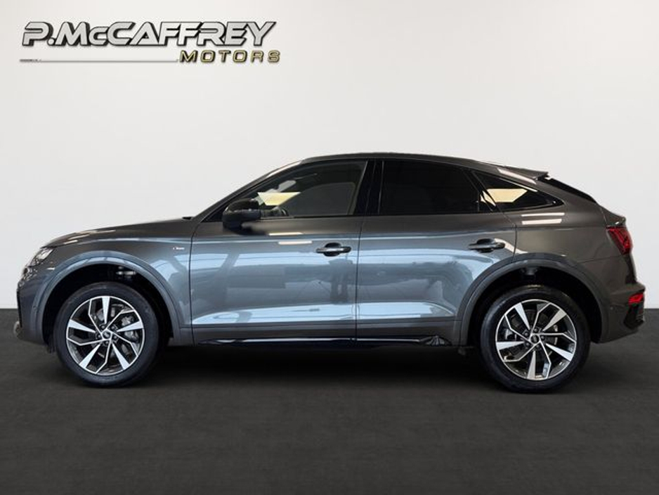 2023 Audi Q5 - image 8