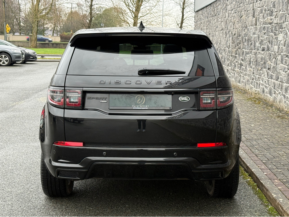 2022 Land Rover Discovery Sport P300E R-DYNAMIC SE €37,950