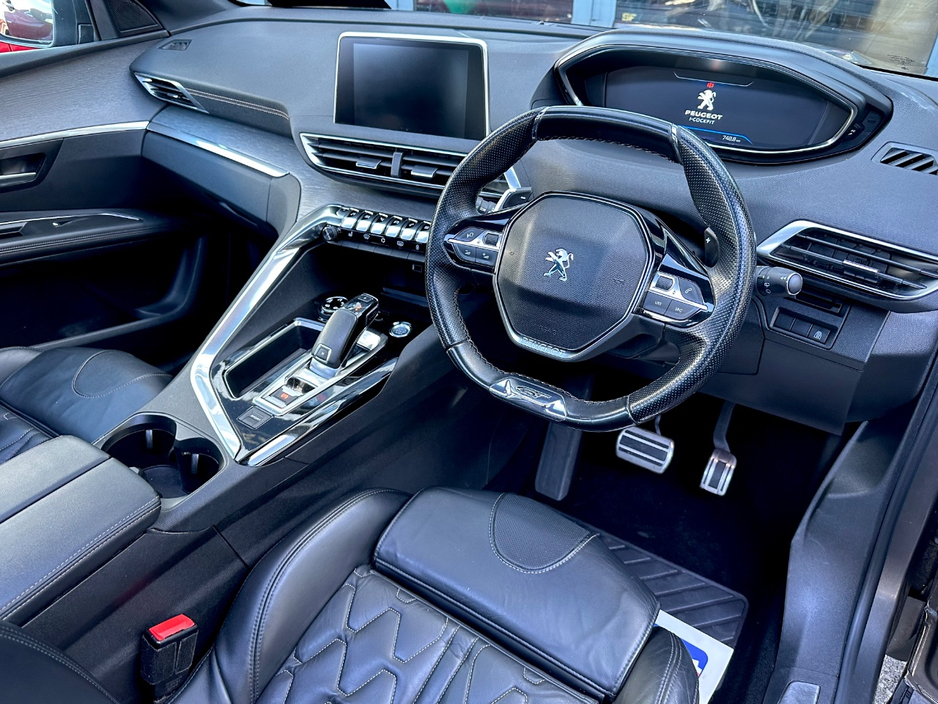 2019 Peugeot 5008 - image 7