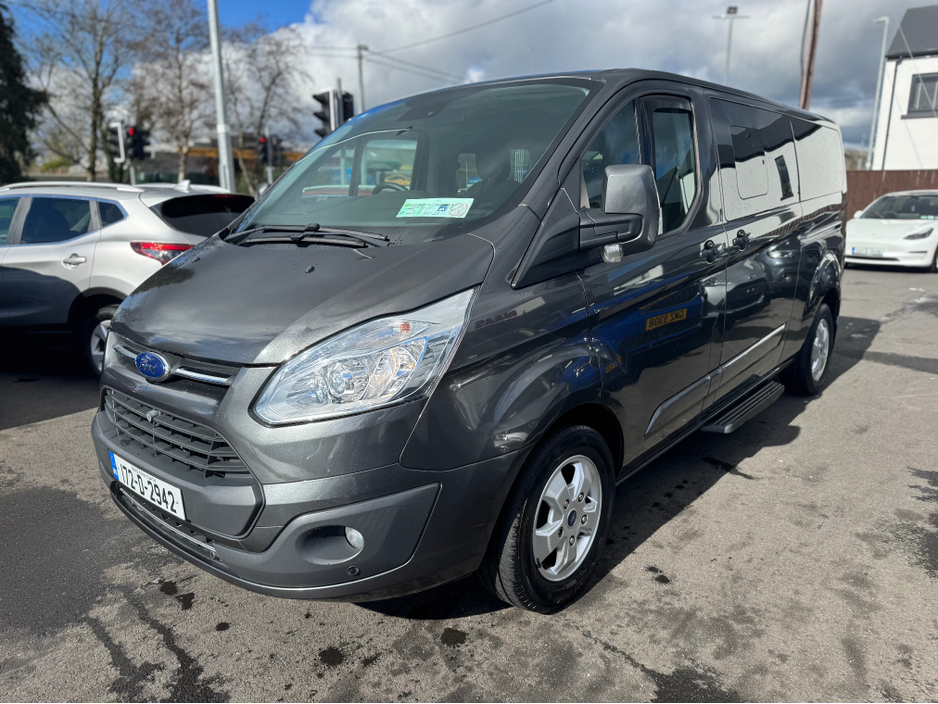 2017 Ford Tourneo Custom - image 5