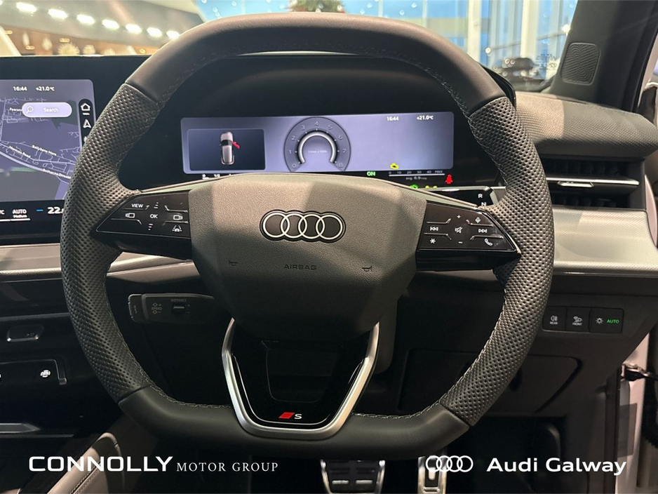 2026 Audi Q3 * HUGE SPEC *1.5 TFSI S LINE 150 HP A/T €68,750