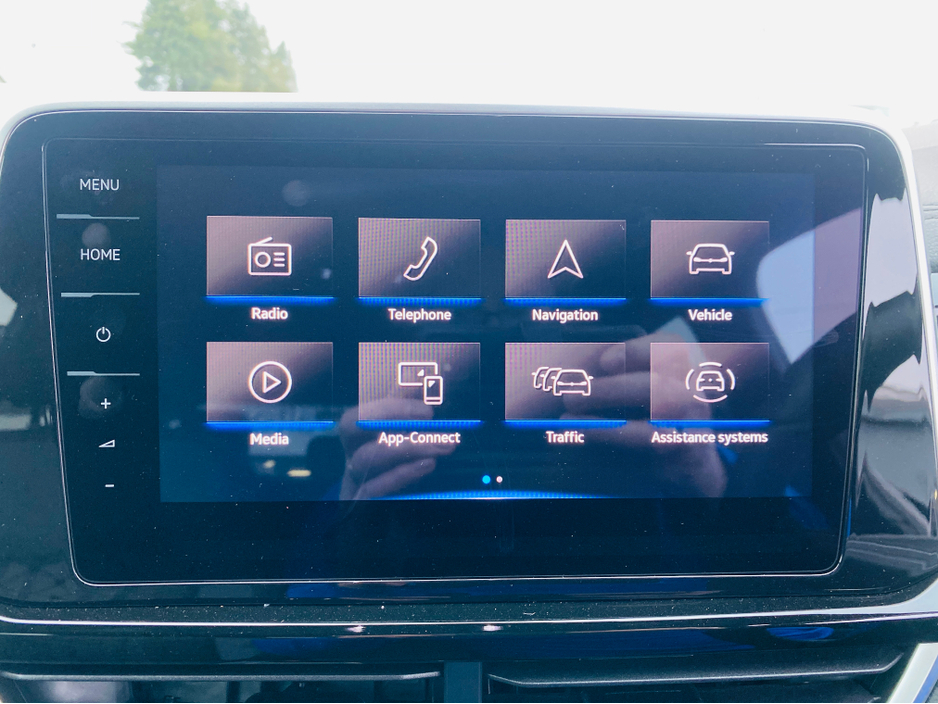 2023 Volkswagen T-Roc - image 19