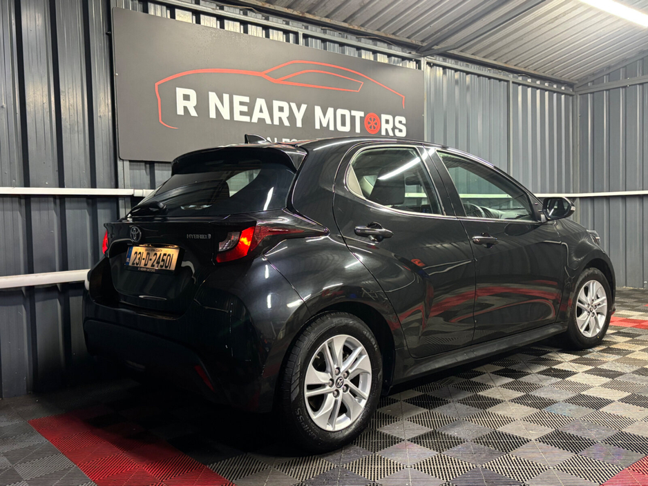 2023 Toyota Yaris 1.5 Hybrid 5Dr Luna €19,950