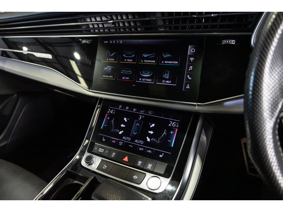 2019 Audi Q8 - image 17