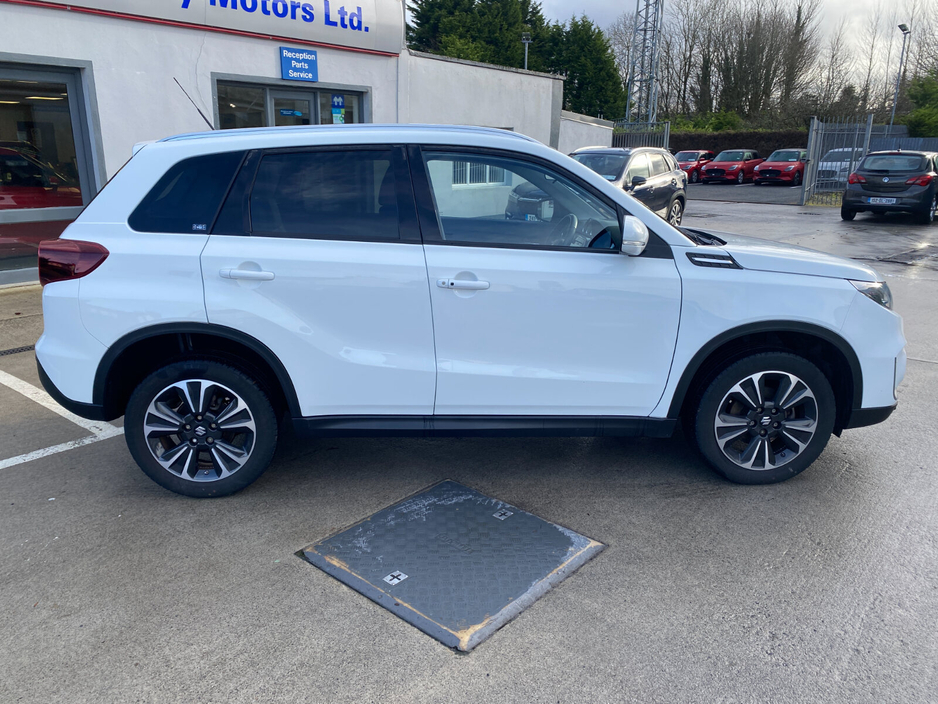 2023 Suzuki Vitara 1.4 Hybrid SZ5 MT €24,950