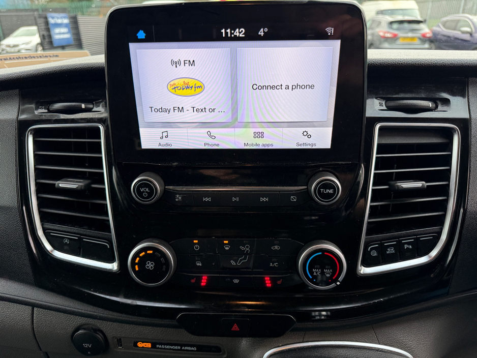 2022 Ford Transit Custom - image 7