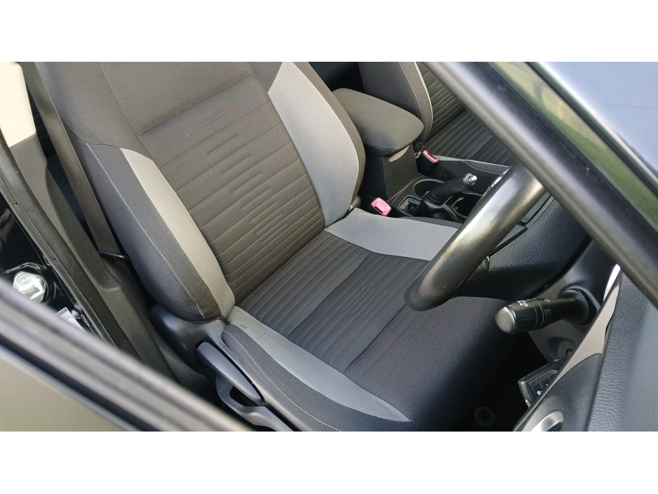 2016 Toyota Auris 1.2T ICON VVT-I 114BHP 5DR €12,900