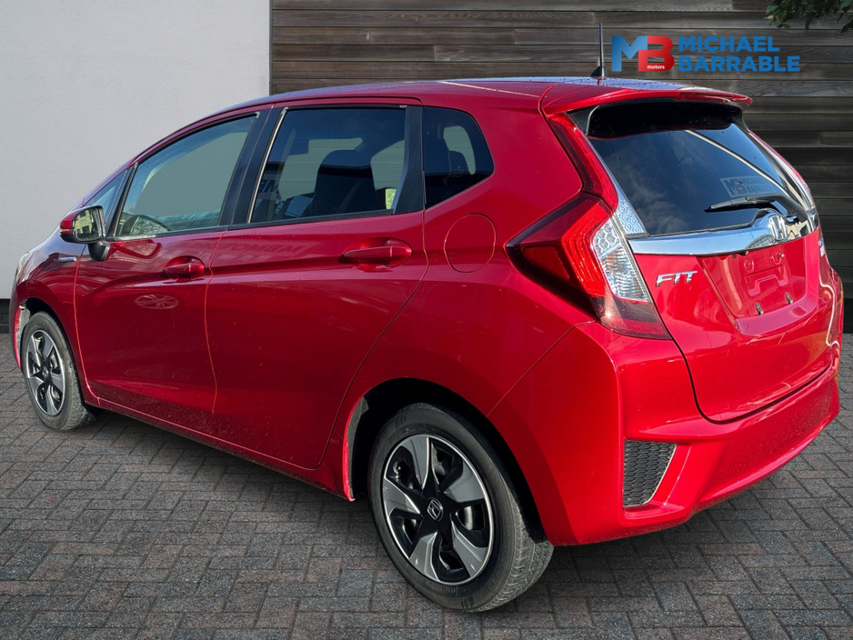 2016 Honda Fit 1.5L Petrol Hybrid Automatic €11,950