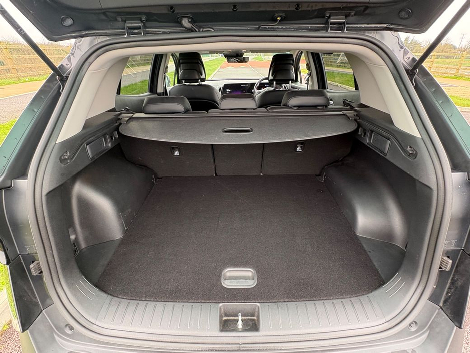 2023 Kia Sportage - image 7