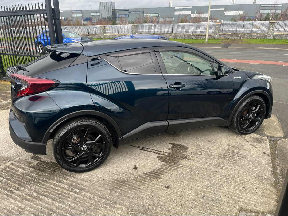2019 Toyota C-HR 1.8 HYBRID AUTOMATIC HIGH SPEC €18,450