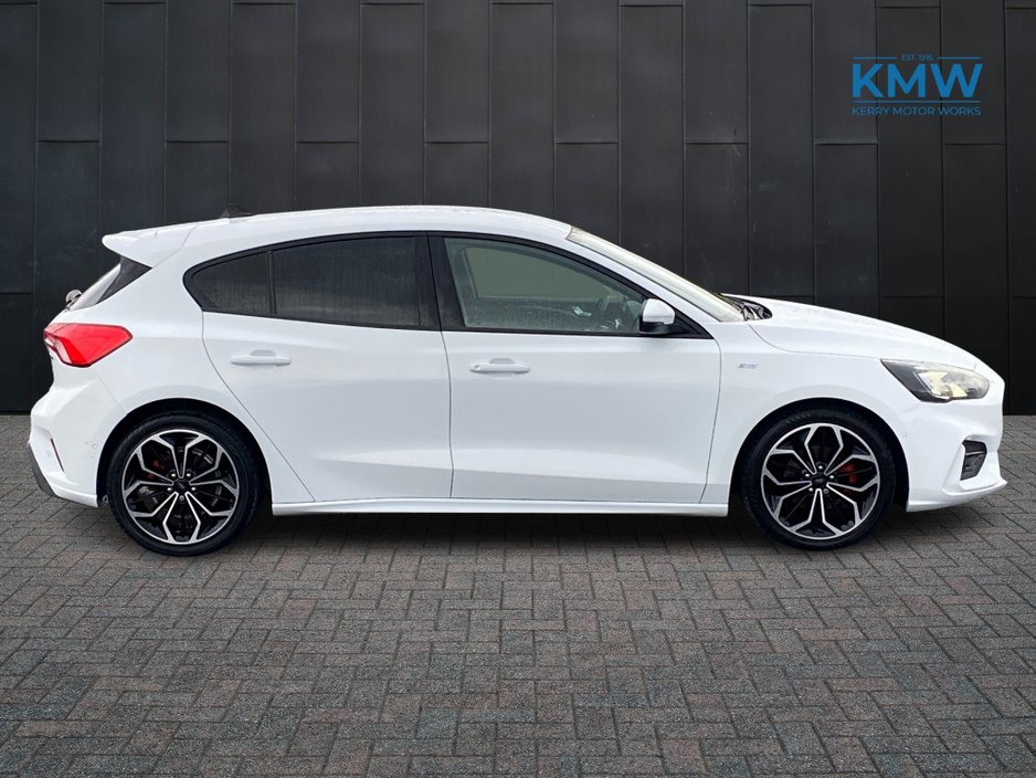 2022 Ford Focus ST-Line 1.0 MHEV 125BHP.. 18 Alloys and Camera €23,500