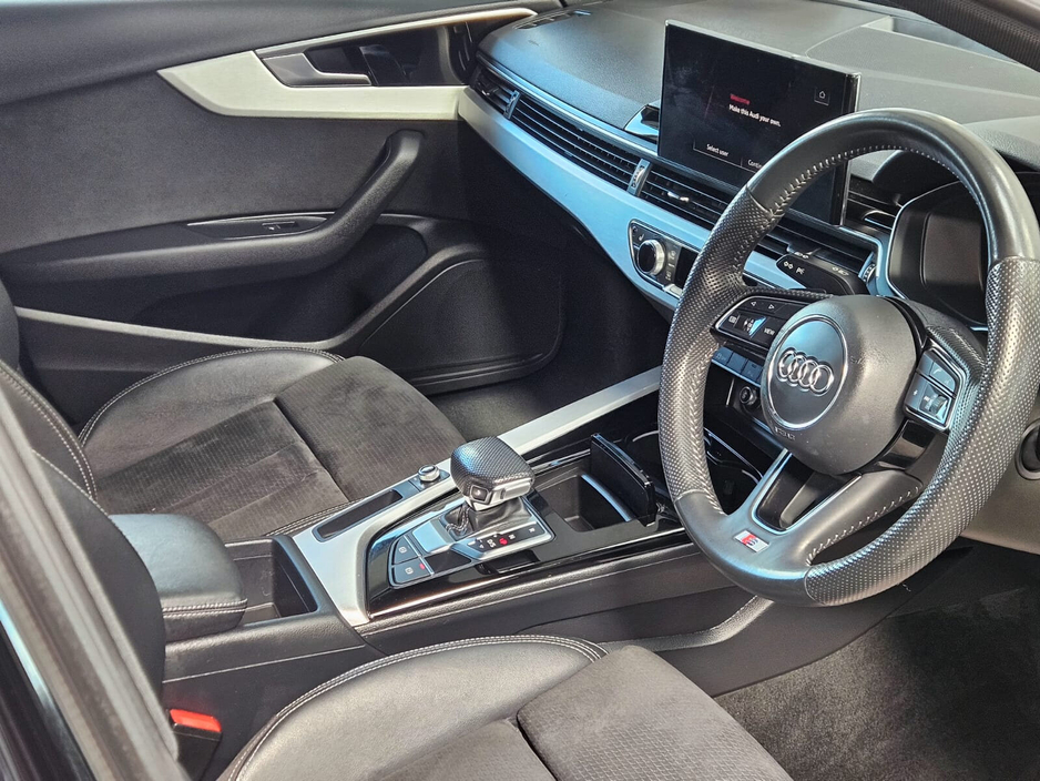 2020 Audi A4 - image 20