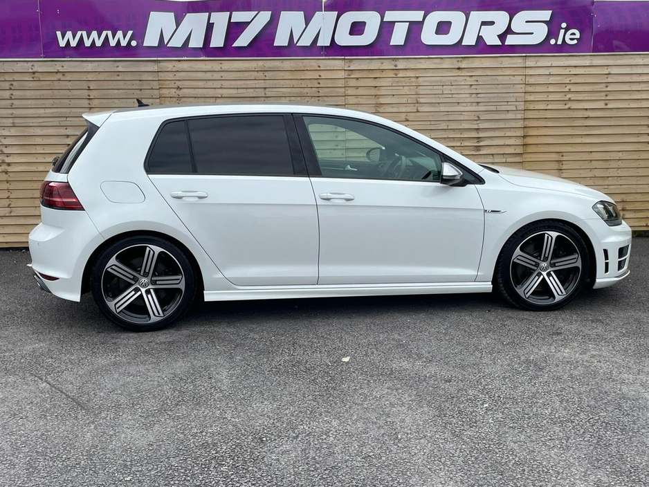 2016 Volkswagen Golf 2.0 TSI 3DR DSG 300HP 4MOTION R €26,500