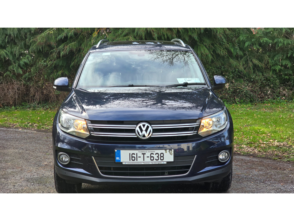 2016 Volkswagen Tiguan - image 10