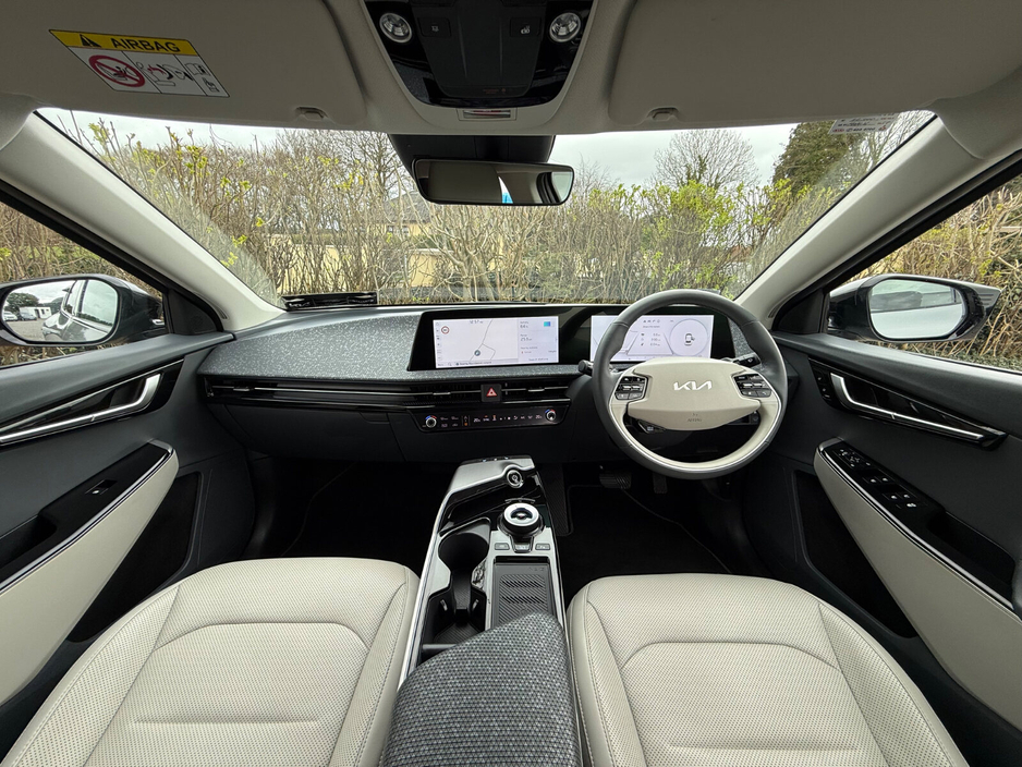 2024 Kia EV6 - image 12