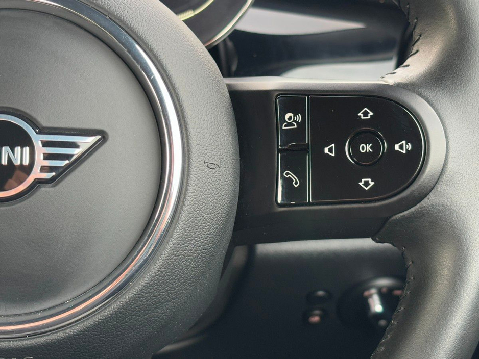 2023 MINI Hatch - image 17