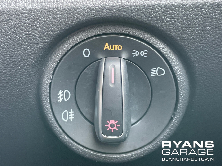 2019 Volkswagen up! 1.0 5DR AUTOMATIC   **HEATED SEATS** €11,995