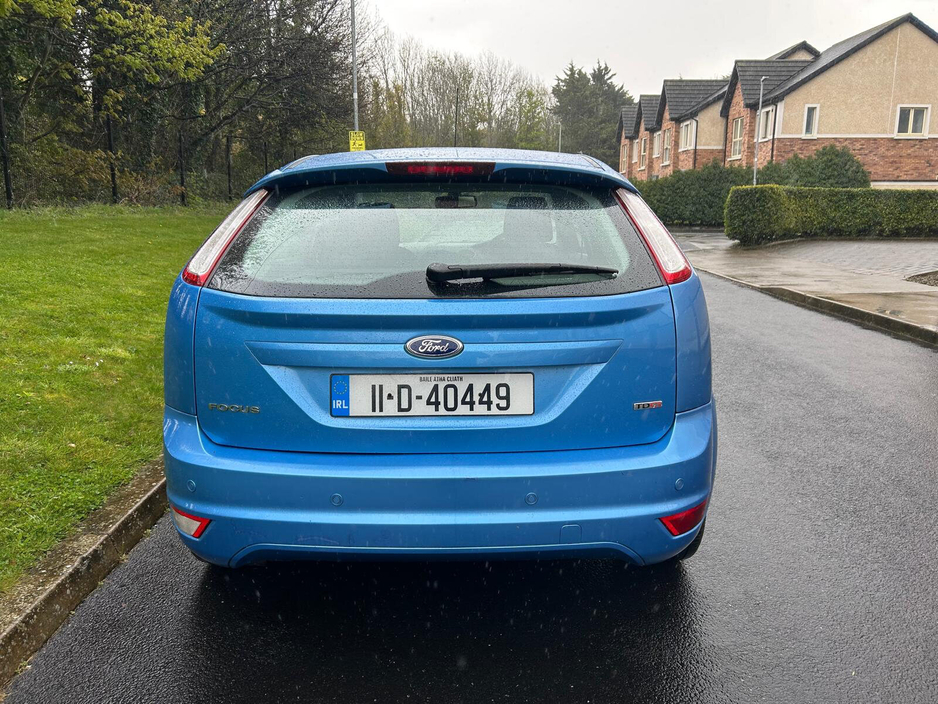 2011 Ford Focus - image 3