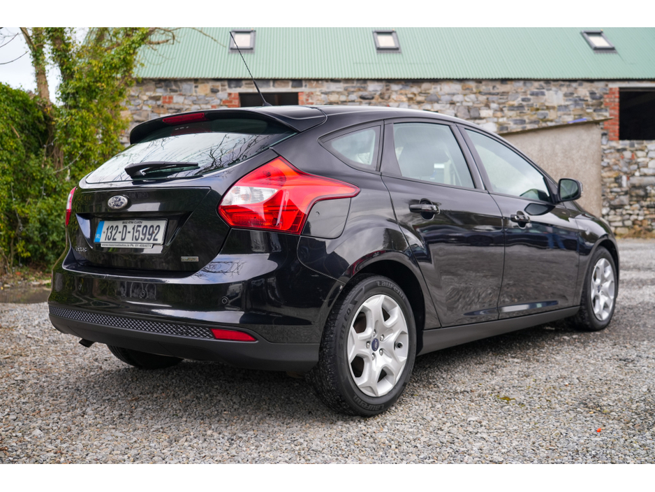 2013 Ford Focus - image 14