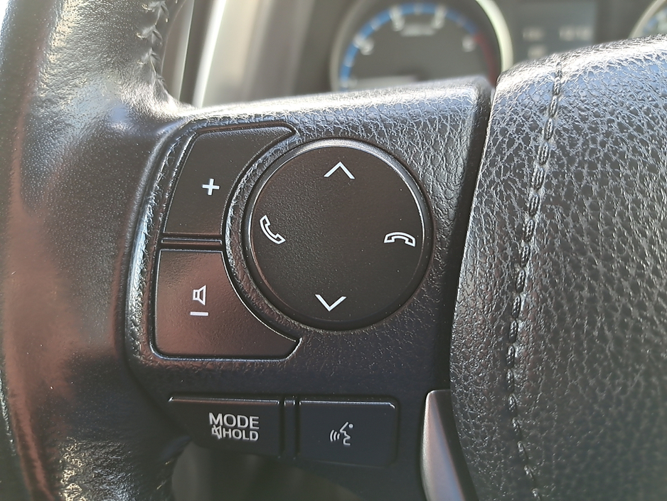 2016 Toyota Rav4 - image 18