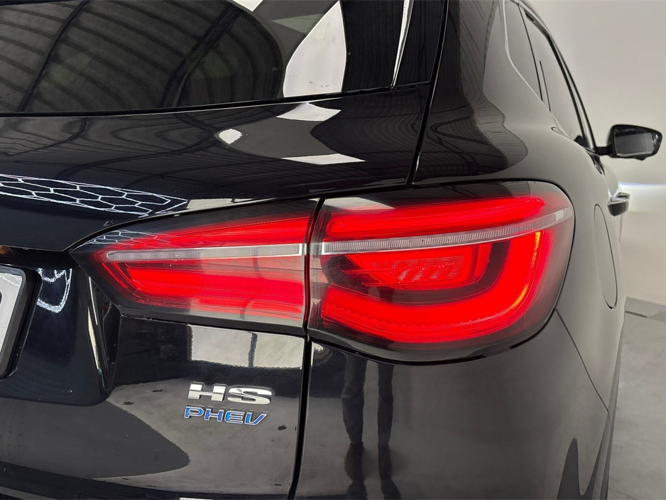 2021 MG HS EXCLUSIVE PHEV AUTO**PANORAMIC ROOF**DIGITAL DASH**TOUCH SCREEN APPLE CAR PLAY**MULTIFUNCTIONAL STEERING WHEEL**HEATED LEATHER SEATS**ELECTRIC SEATS**ELECTRIC FOLDING MIRRORS**ELECTRIC TAILGATE** €24,995