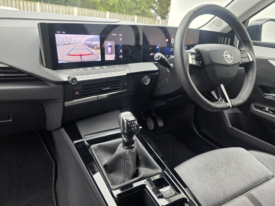 2024 Opel Astra - image 13