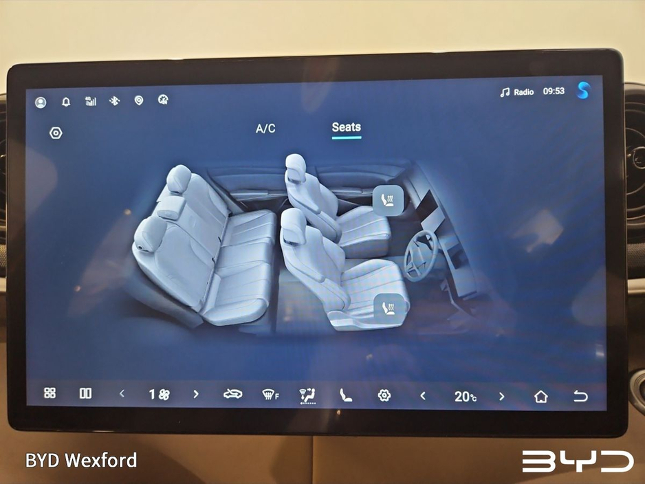 2024 BYD Dolphin - image 20