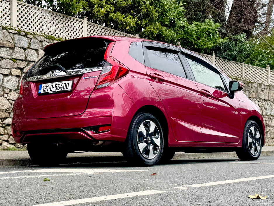 2019 Honda Fit HYBRID!!HIGH SPEC!!ONLY 18K MLS!! €14,900