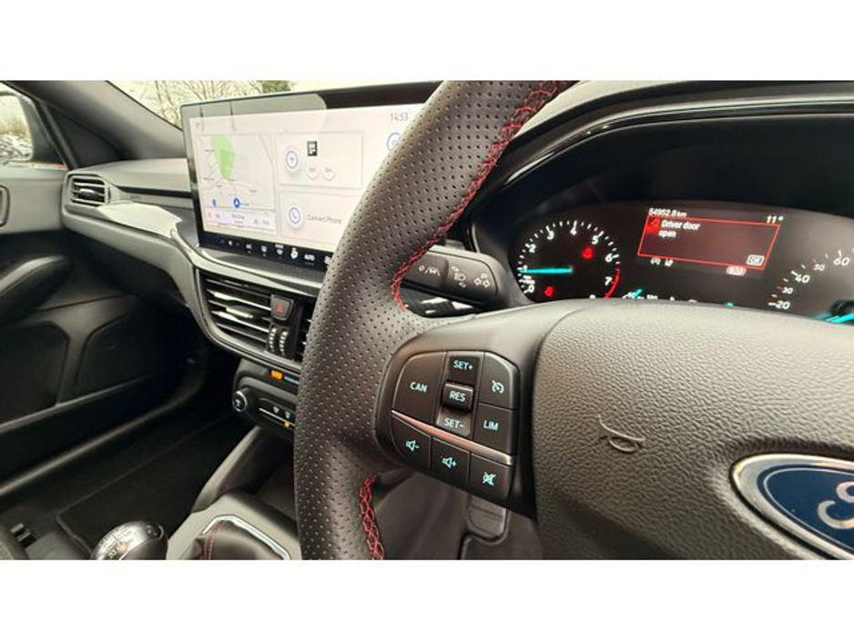 2024 Ford Focus - image 13