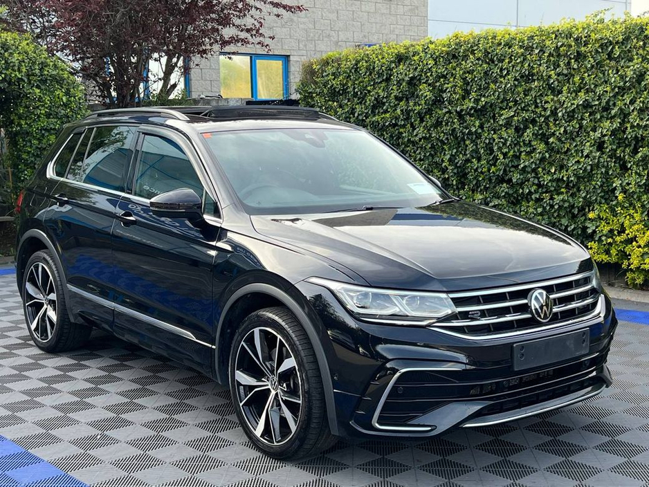 2023 Volkswagen Tiguan - image 17