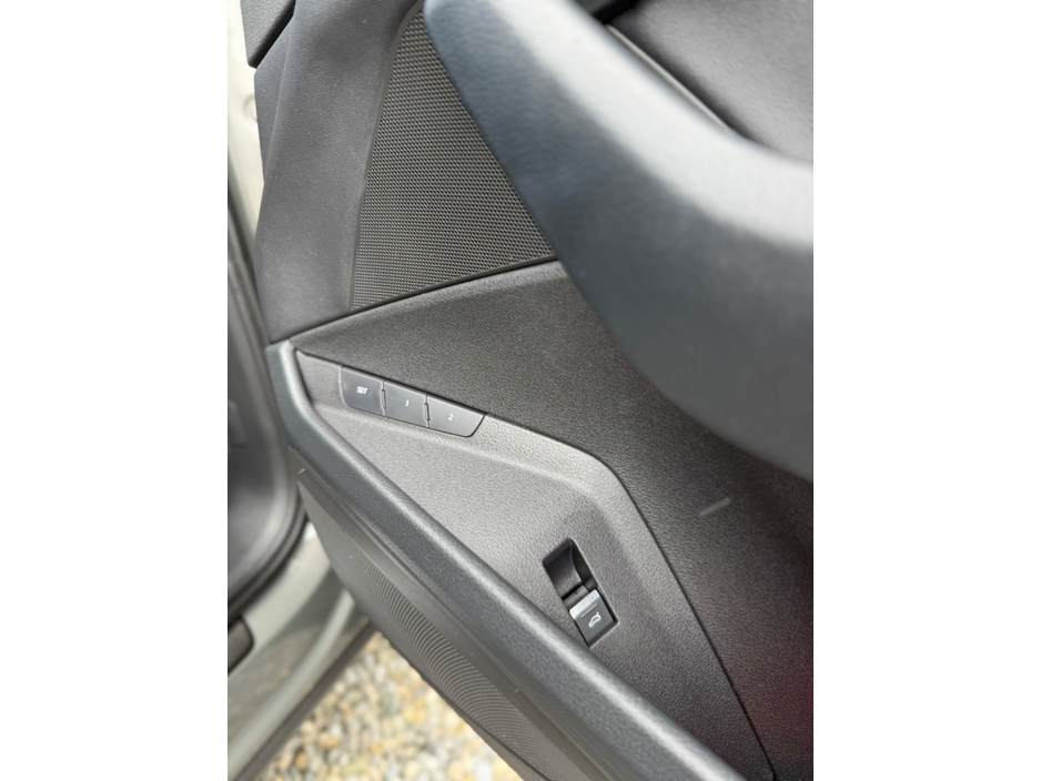 2024 Audi Q8 - image 42