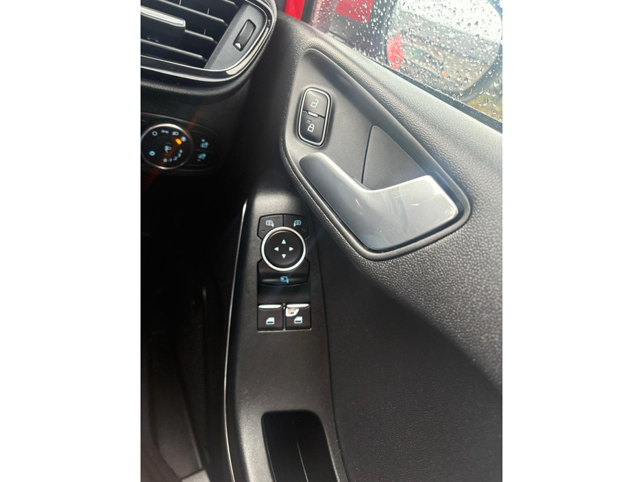 2020 Ford Fiesta TITANIUM 5 DR 1.0 100PS M6 4DR €15,950