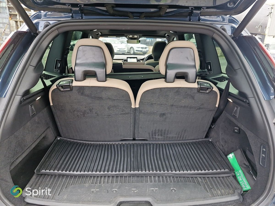 2025 Volvo XC90 - image 18