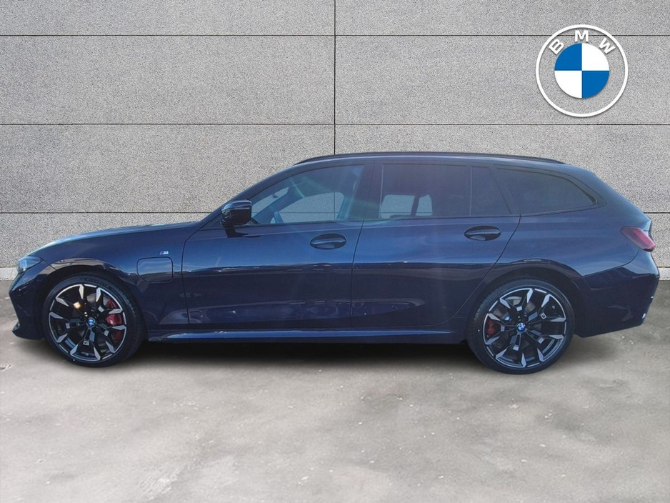 2026 BMW 3 Series - image 3