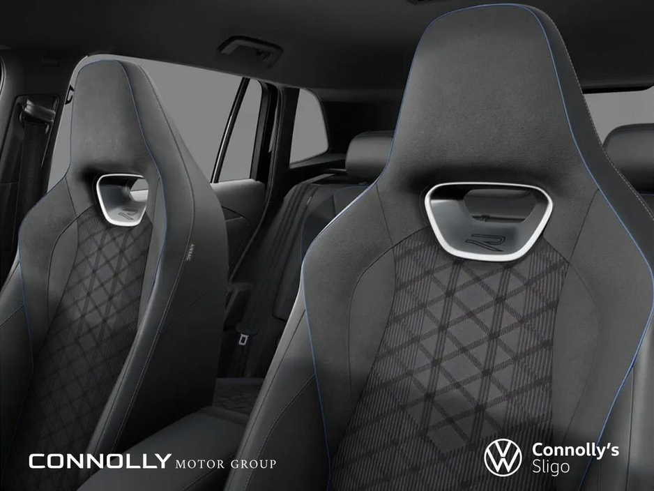 2026 Volkswagen Tiguan - image 5