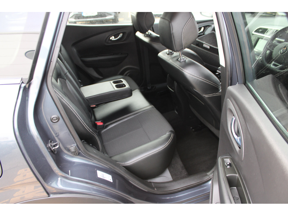 2018 Renault Kadjar - image 11