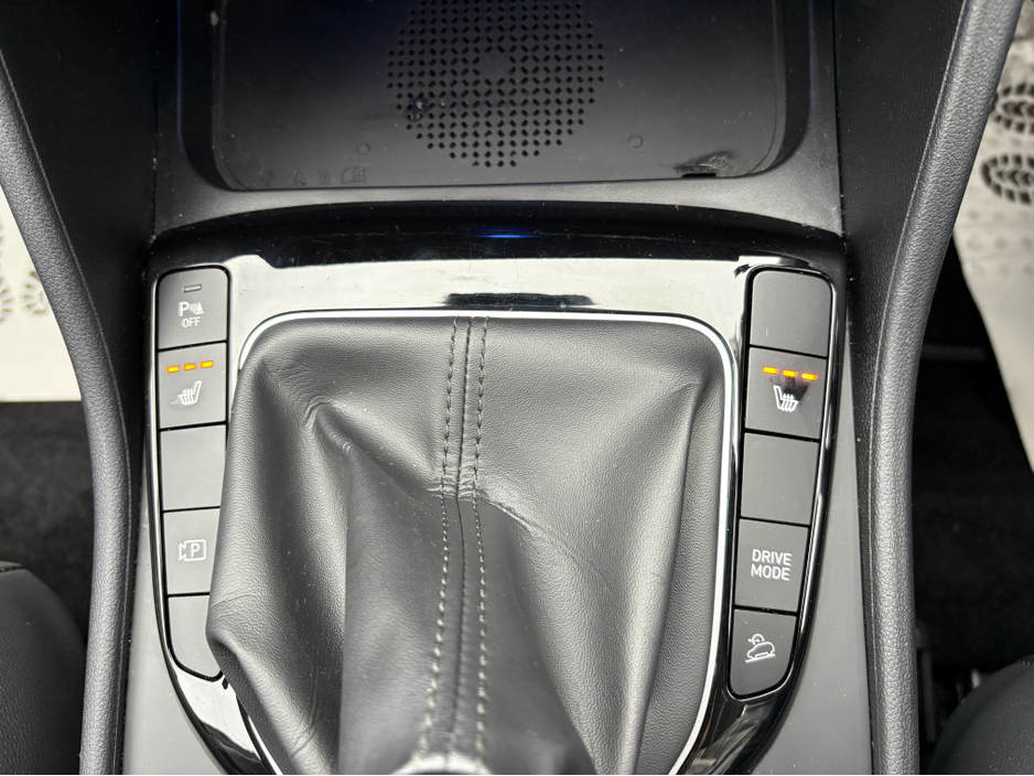 2023 Hyundai Tucson - image 9