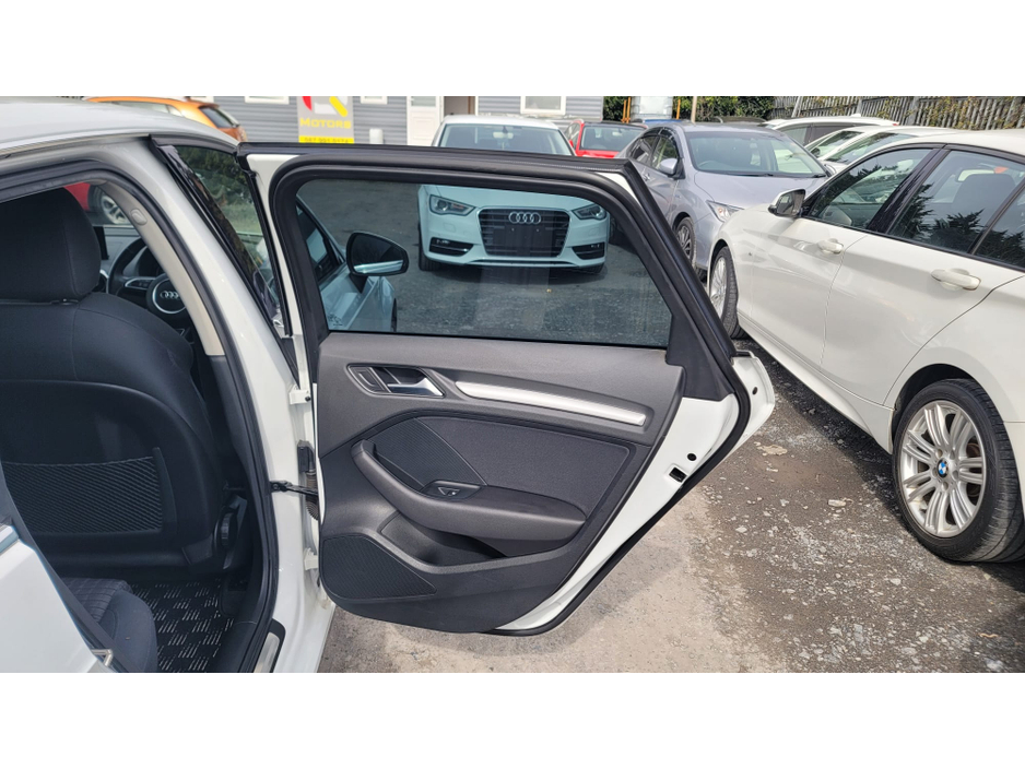 2013 Audi A3 - image 11