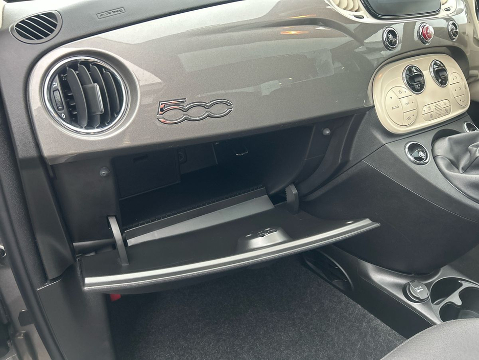 2023 Fiat 500 - image 13