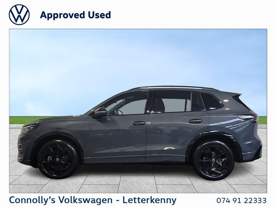 2025 Volkswagen Tiguan - image 6