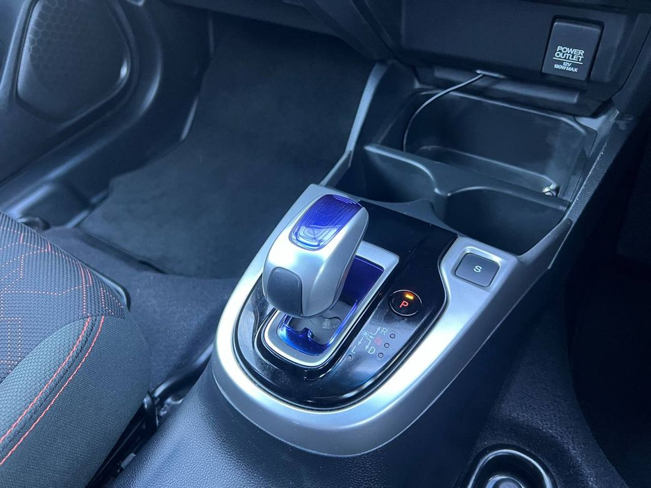 2017 Honda Fit - image 11