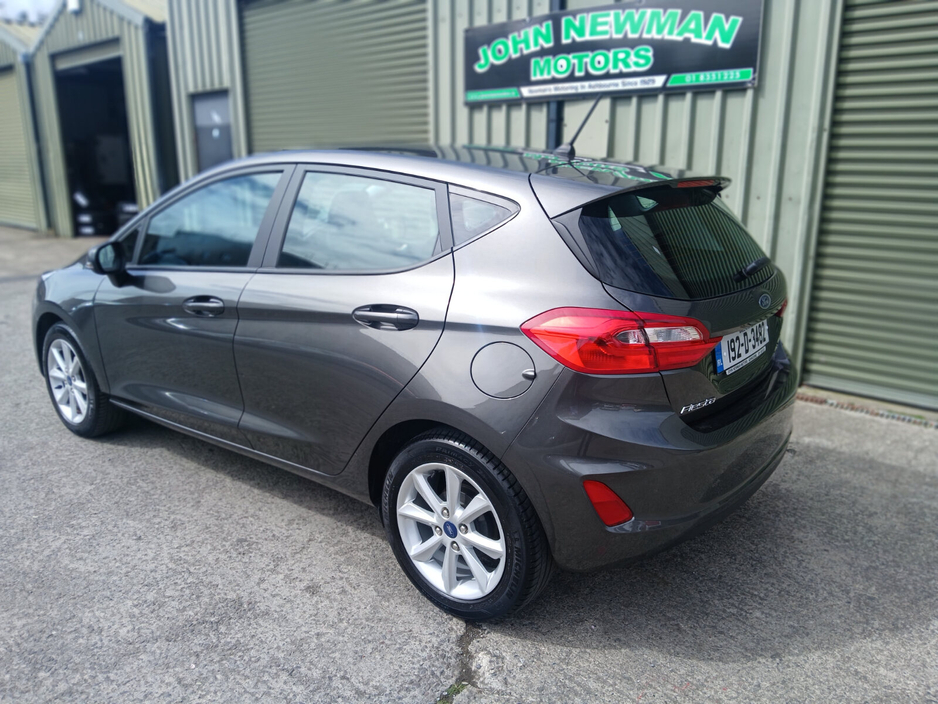 2019 Ford Fiesta - image 5