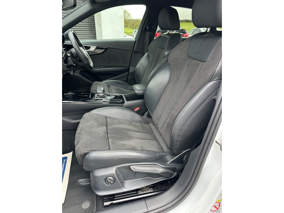 2019 Audi A4 - image 19