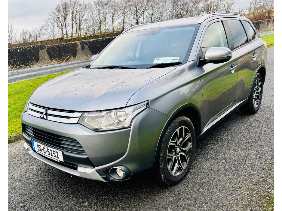 2015 Mitsubishi Outlander 2.2 DI-D 150PS 6MT 4WD 7-Seater Intense €8,995