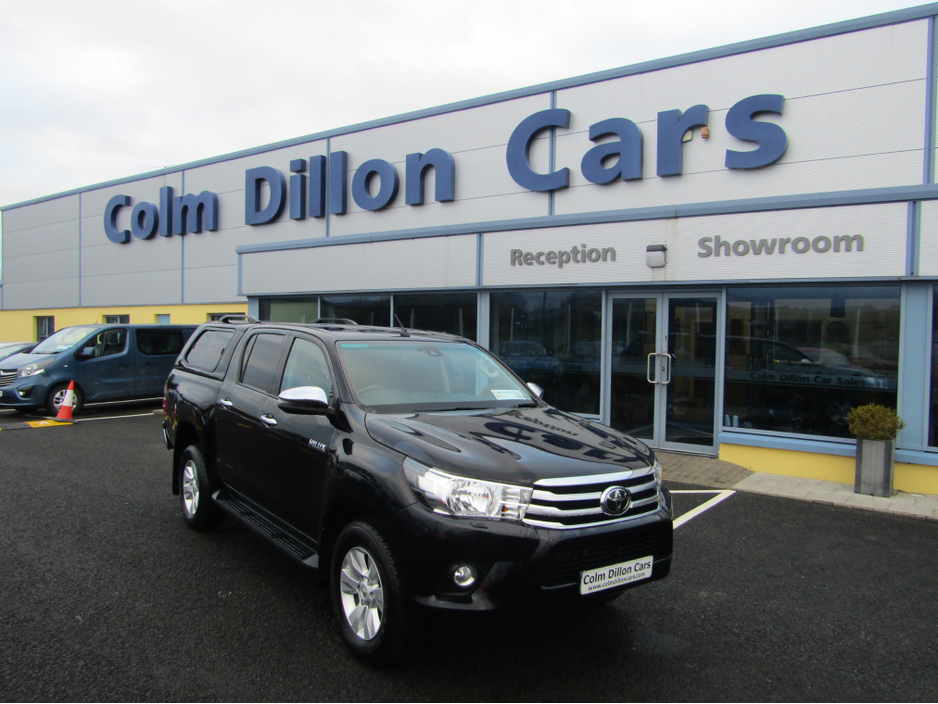 2020 Toyota Hilux DOUBLE CAB SR5 4DR